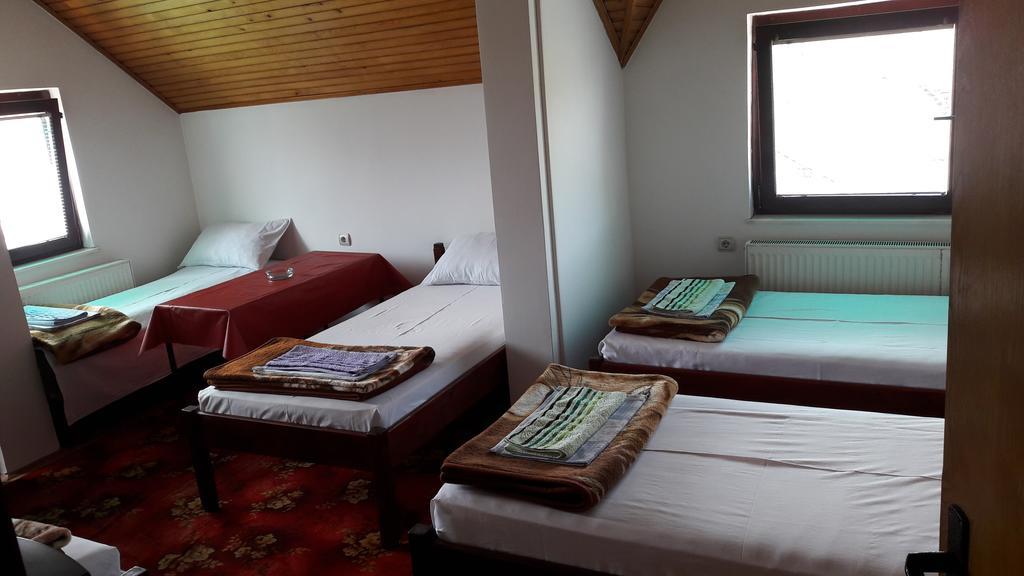 Mico Np Guest House Novi Pazar Eksteriør bilde